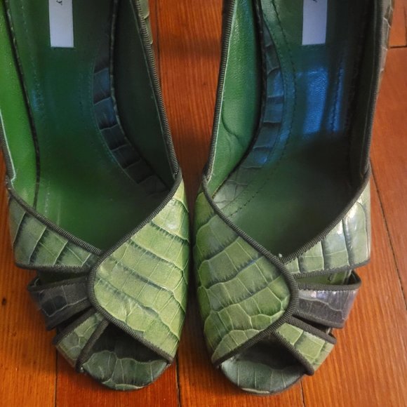 Theory Green Leather Croc Print Heels Sz 39.5 US 8 - Picture 2 of 9